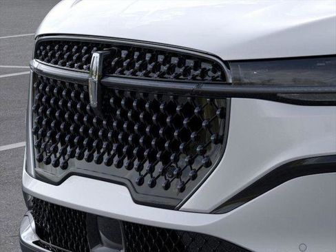 New 2026 Lincoln Nautilus Premier w/ Equipment Group 102A image 17