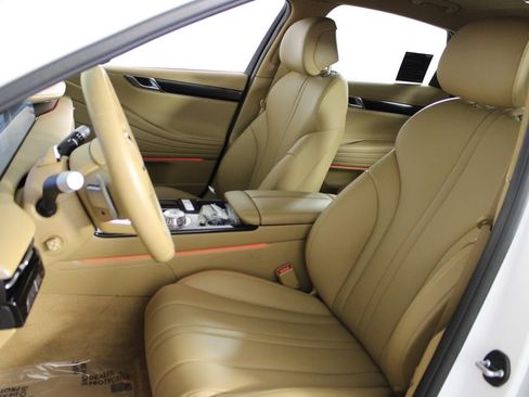 Used 2025 Genesis G80 2.5T image 17