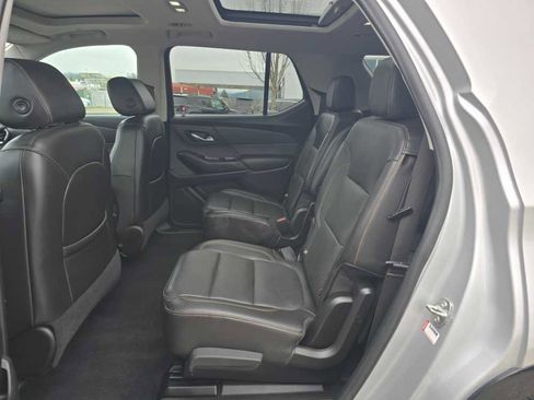 Used 2021 Chevrolet Traverse Premier w/ Redline Edition image 16