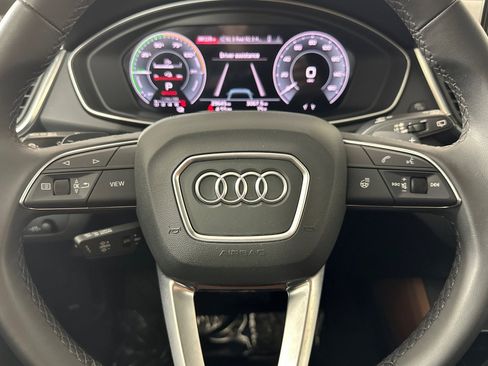 Used 2023 Audi Q5 e Premium Plus w/ Premium Plus Package image 22