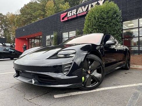 Used 2020 Porsche Taycan Turbo image 2