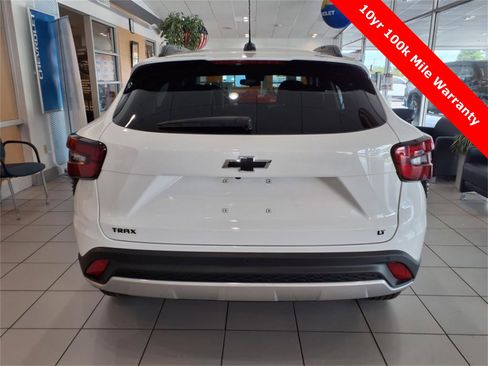 New 2025 Chevrolet Trax LT w/ Driver Confidence Package image 4