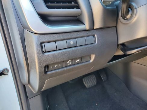 New 2026 Nissan Rogue SV image 21