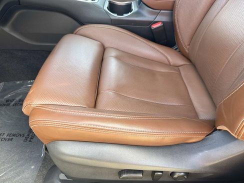 Used 2021 Subaru Outback Touring XT AWD/4WD image 29