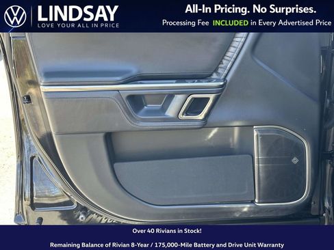 Used 2023 Rivian R1S Adventure image 9