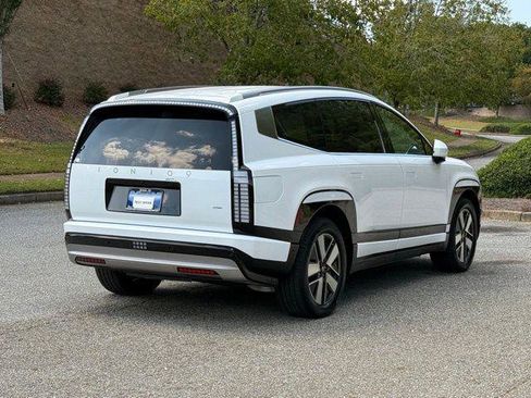 New 2026 Hyundai Ioniq 9 SEL image 6