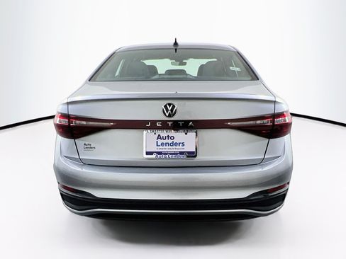 Used 2025 Volkswagen Jetta Sport FWD image 6