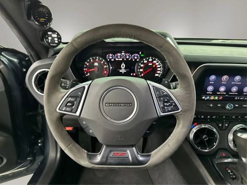 Used 2021 Chevrolet Camaro SS RWD image 17