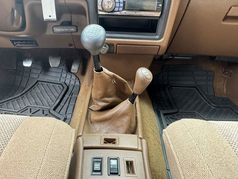 Used 1990 Toyota 4Runner SR5 AWD/4WD image 20