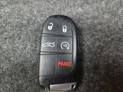 Used 2022 Dodge Charger SXT RWD image 32