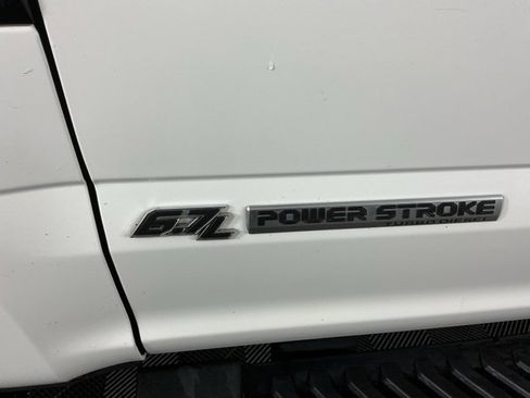Used 2020 Ford F350 Lariat image 10