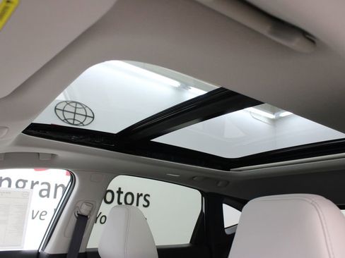 New 2026 Nissan Murano SL image 13