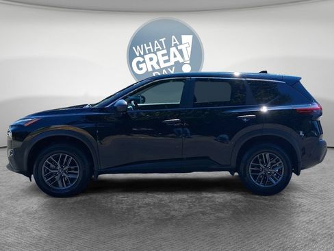 Used 2023 Nissan Rogue S FWD image 7