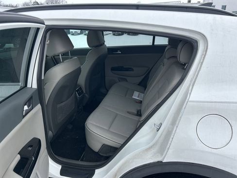 Used 2019 Kia Sportage EX w/ Option Group 040 image 10