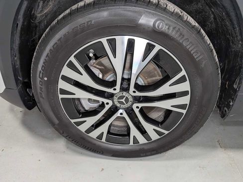 Used 2025 Mercedes-Benz GLA 250 GLA 250 image 3