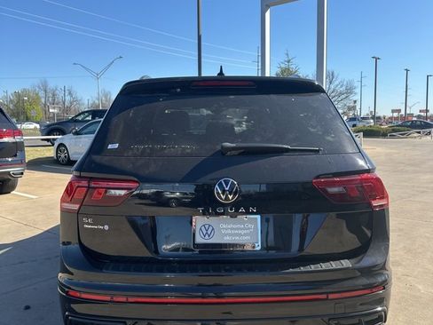 Used 2023 Volkswagen Tiguan SE R-Line FWD image 6