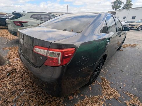 Used 2013 Toyota Camry LE image 8