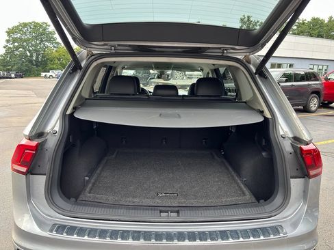 Used 2022 Volkswagen Tiguan SE AWD/4WD image 11