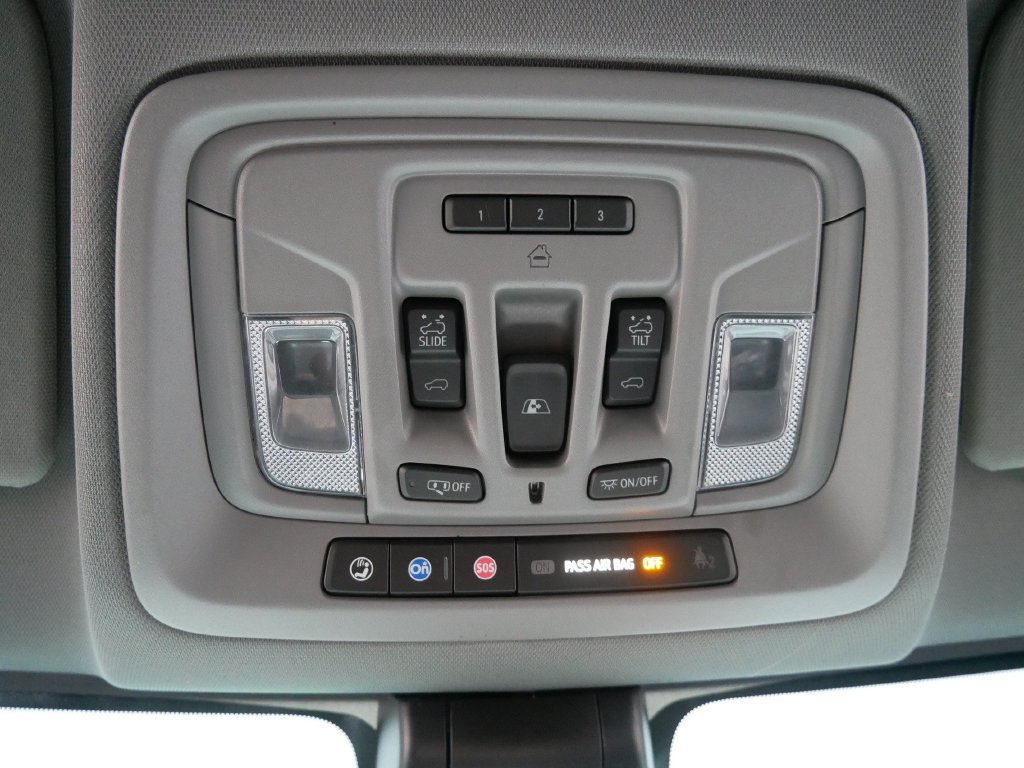 Used 2023 GMC Sierra 3500 Denali AWD/4WD image 25