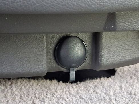 Used 2008 Mercury Grand Marquis GS RWD image 15