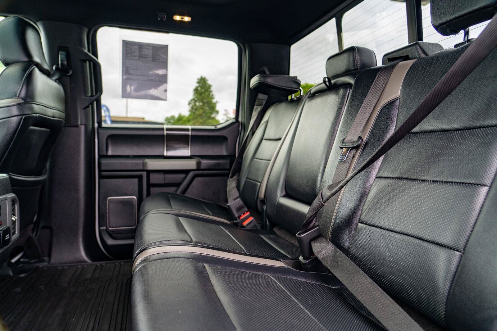Used 2018 Ford F150 Raptor w/ Equipment Group 802A Luxury AWD/4WD image 17