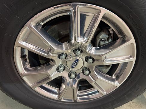 Used 2017 Ford F150 XLT w/ Equipment Group 302A Luxury image 33