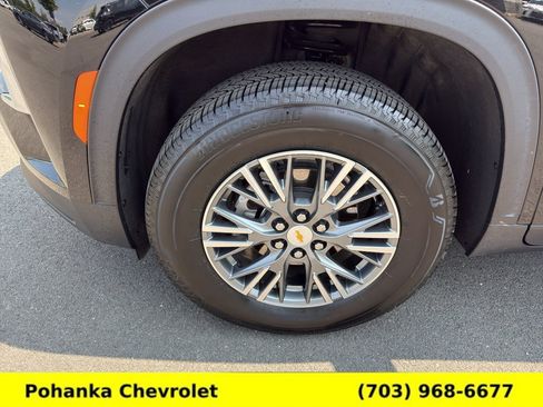 Used 2025 Chevrolet Traverse LT w/ LPO, Floor Liner Package AWD/4WD image 29