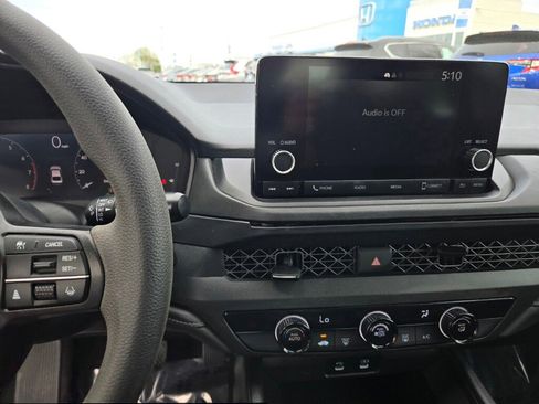 Used 2023 Honda Accord LX image 14