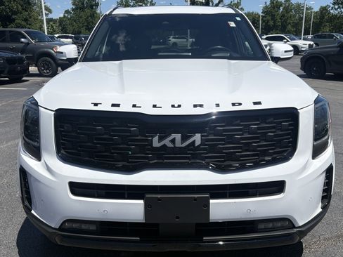 Used 2022 Kia Telluride SX w/ SX Prestige Package AWD/4WD image 3