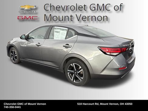 Used 2024 Nissan Sentra SV image 3