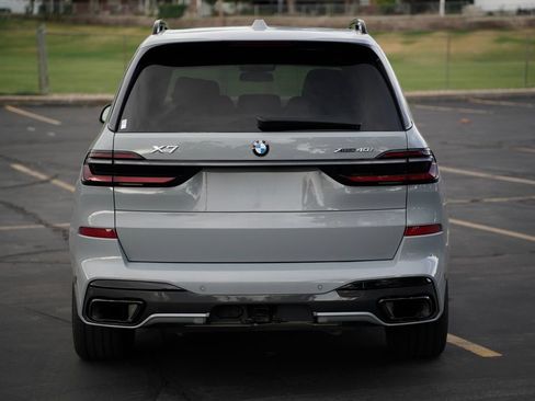 Used 2024 BMW X7 xDrive40i w/ Executive Package AWD/4WD image 4