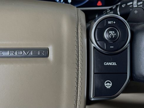 Used 2017 Land Rover Range Rover HSE AWD/4WD image 14