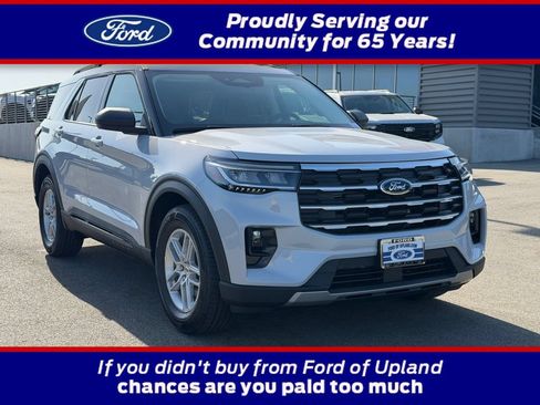 New 2026 Ford Explorer Active w/ Active Comfort Package RWD image 1