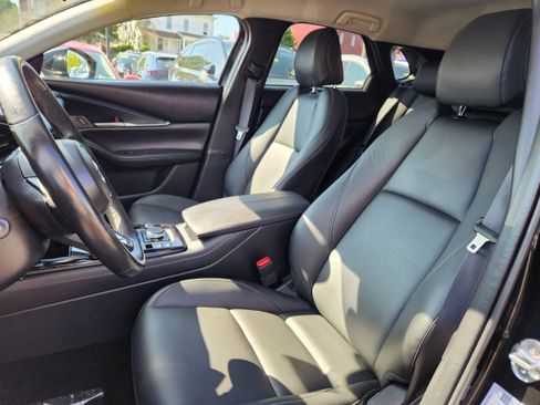 Certified 2024 MAZDA CX-30 AWD 2.5 S w/ Select Sport Pkg image 10
