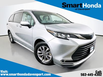 Used 2023 Toyota Sienna XLE