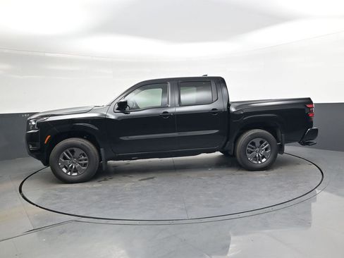 Used 2026 Nissan Frontier SV w/ Tow Package image 8