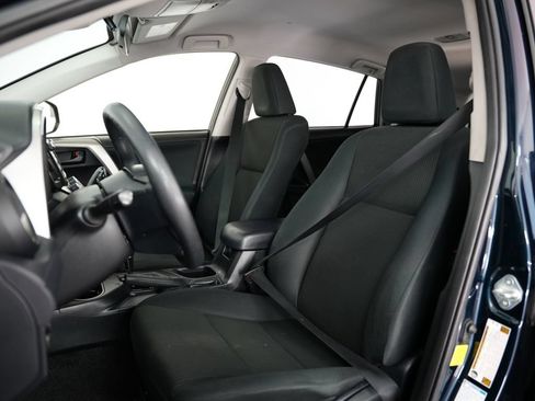 Used 2018 Toyota RAV4 LE w/ All Weather Liner Package AWD/4WD image 39