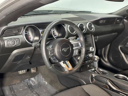 Used 2020 Ford Mustang Coupe image 27