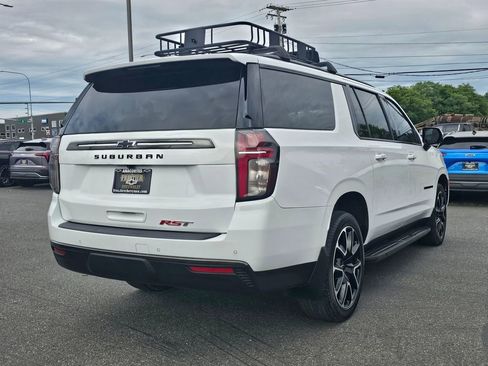Used 2021 Chevrolet Suburban RST w/ Luxury Package AWD/4WD image 3