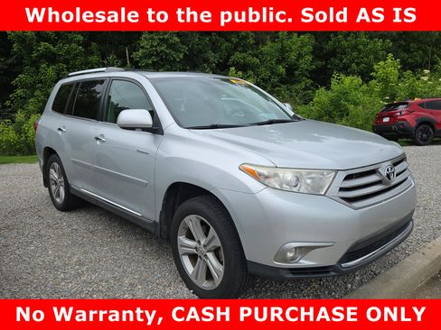 Used 2013 Toyota Highlander Limited AWD/4WD image 2