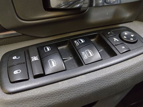 Used 2017 RAM 1500 Big Horn image 27