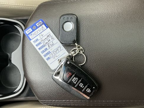 Used 2016 Hyundai Santa Fe Limited w/ Option Group 04 image 8