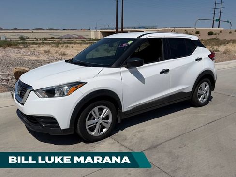 Used 2020 Nissan Kicks S FWD image 1