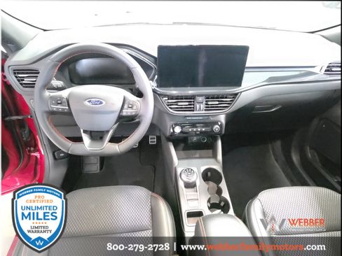 Used 2024 Ford Escape ST-Line w/ Tech Pack #1 AWD/4WD image 13