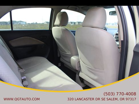 Used 2008 Toyota Yaris S image 17