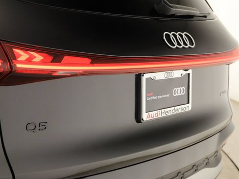 Used 2025 Audi Q5 Prestige AWD/4WD image 30