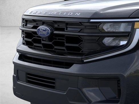 New 2026 Ford Expedition Max Active image 17