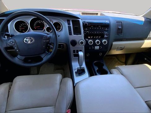 Used 2008 Toyota Sequoia Limited RWD image 15