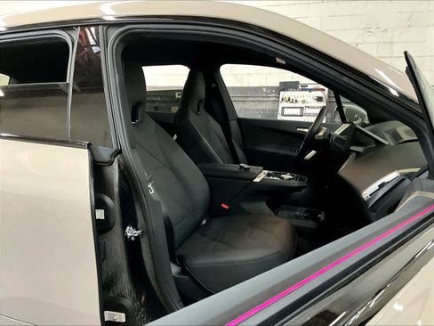 Used 2026 BMW iX xDrive45 image 9