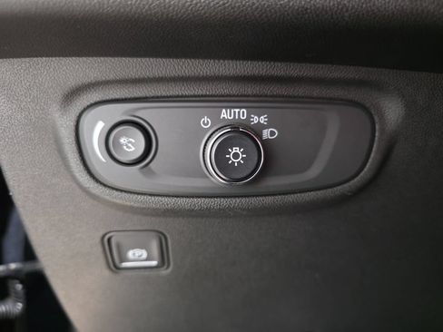 Used 2019 GMC Terrain SLE FWD image 24